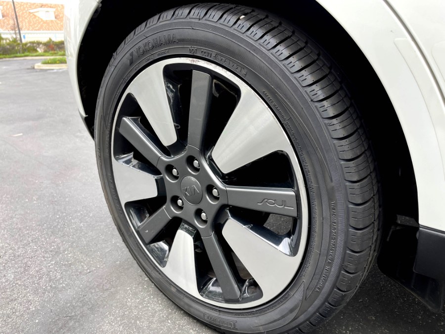 2014 Kia Soul 5dr Wgn Auto !, available for sale in Lake Forest, California | Pacific Green Line. Lake Forest, California 2014 Kia Soul 5dr Wgn Auto !, available for sale in Lake Forest, California | Pacific Green Line. Lake Forest, California