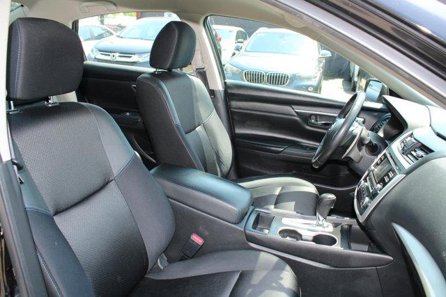 2016 Nissan Altima 2.5 SR, available for sale in Elmont, New York | NY Luxury Motors. Elmont, New York 2016 Nissan Altima 2.5 SR, available for sale in Elmont, New York | NY Luxury Motors. Elmont, New York