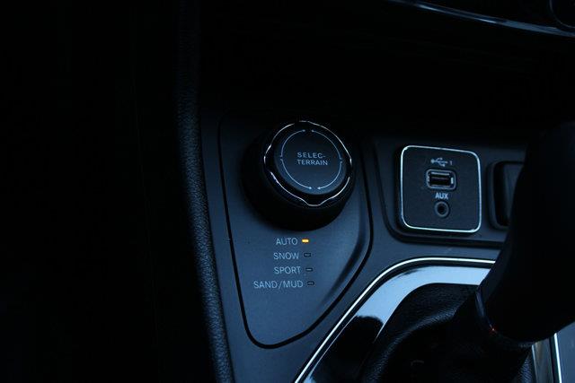 2020 Jeep Cherokee Limited, available for sale in Elmont, New York | NY Luxury Motors. Elmont, New York 2020 Jeep Cherokee Limited, available for sale in Elmont, New York | NY Luxury Motors. Elmont, New York