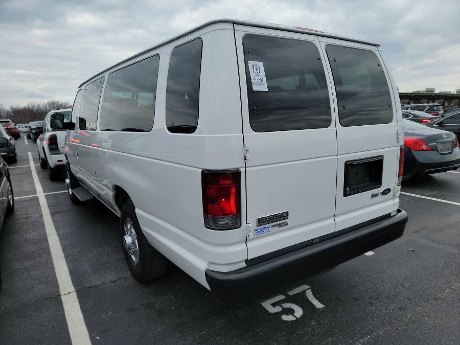 2011 Ford Econoline Wagon E-350 Super Duty Ext XL, available for sale in Corona, New York | Raymonds Cars Inc. Corona, New York 2011 Ford Econoline Wagon E-350 Super Duty Ext XL, available for sale in Corona, New York | Raymonds Cars Inc. Corona, New York