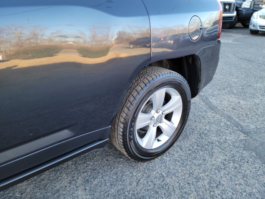 2014 Jeep Compass 4WD 4dr Sport, available for sale in East Windsor, Connecticut | Toro Auto. East Windsor, Connecticut 2014 Jeep Compass 4WD 4dr Sport, available for sale in East Windsor, Connecticut | Toro Auto. East Windsor, Connecticut