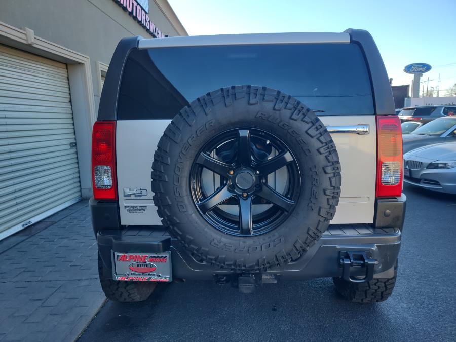 2006 HUMMER H3 4dr 4WD SUV, available for sale in Wantagh, New York | Alpine Motors Inc. Wantagh, New York 2006 HUMMER H3 4dr 4WD SUV, available for sale in Wantagh, New York | Alpine Motors Inc. Wantagh, New York