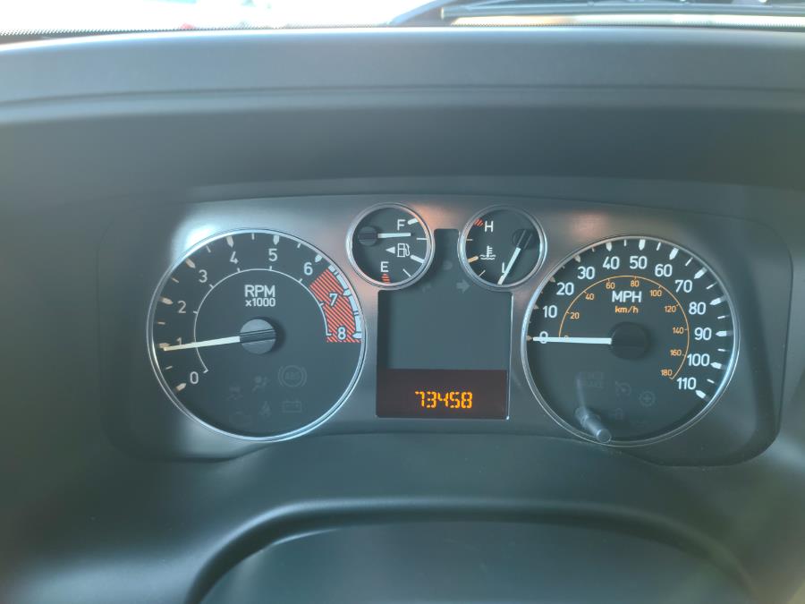 2006 HUMMER H3 4dr 4WD SUV, available for sale in Wantagh, New York | Alpine Motors Inc. Wantagh, New York 2006 HUMMER H3 4dr 4WD SUV, available for sale in Wantagh, New York | Alpine Motors Inc. Wantagh, New York