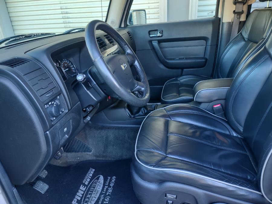 2006 HUMMER H3 4dr 4WD SUV, available for sale in Wantagh, New York | Alpine Motors Inc. Wantagh, New York 2006 HUMMER H3 4dr 4WD SUV, available for sale in Wantagh, New York | Alpine Motors Inc. Wantagh, New York