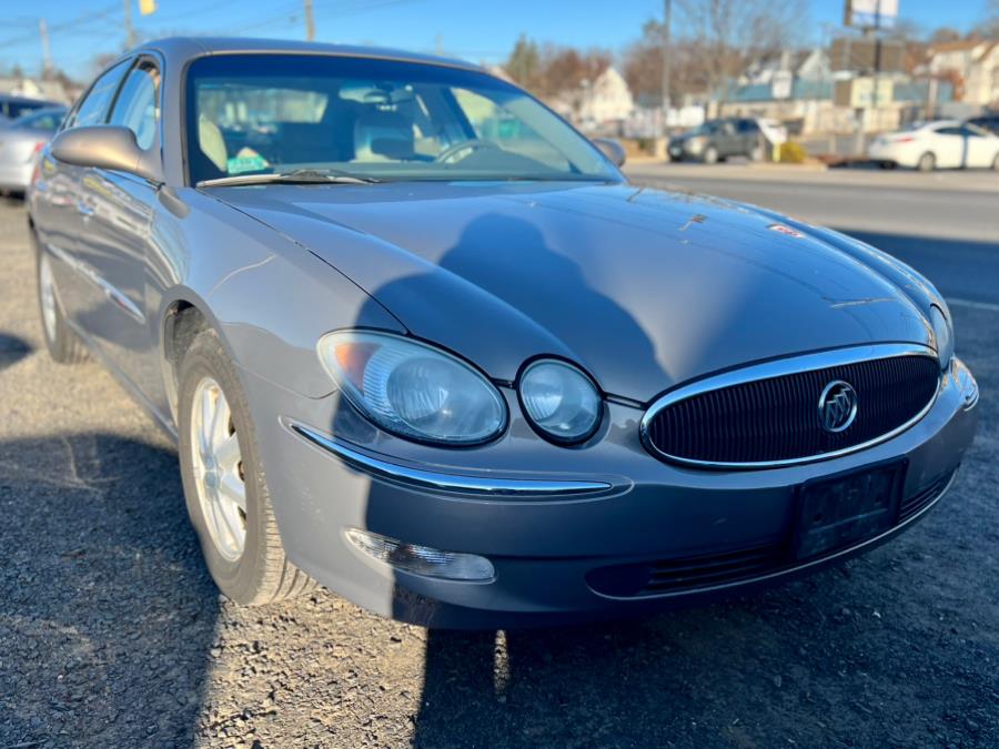 2006 Buick LaCrosse 4dr Sdn CXL, available for sale in Wallingford, Connecticut | Wallingford Auto Center LLC. Wallingford, Connecticut