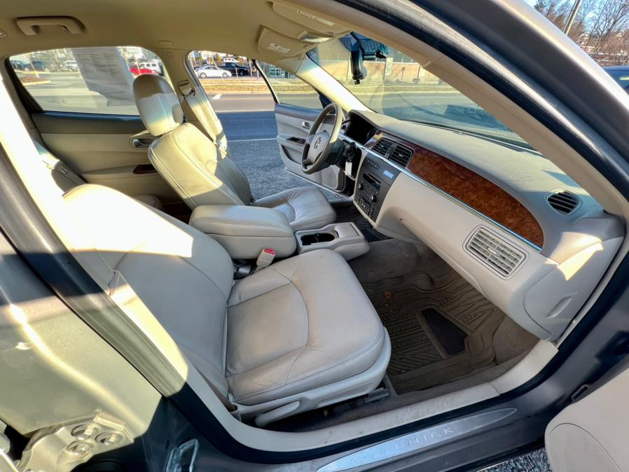 2006 Buick LaCrosse 4dr Sdn CXL, available for sale in Wallingford, Connecticut | Wallingford Auto Center LLC. Wallingford, Connecticut 2006 Buick LaCrosse 4dr Sdn CXL, available for sale in Wallingford, Connecticut | Wallingford Auto Center LLC. Wallingford, Connecticut