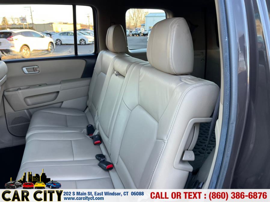 2012 Honda Pilot 4WD 4dr EX-L, available for sale in East Windsor, Connecticut | Car City LLC. East Windsor, Connecticut 2012 Honda Pilot 4WD 4dr EX-L, available for sale in East Windsor, Connecticut | Car City LLC. East Windsor, Connecticut
