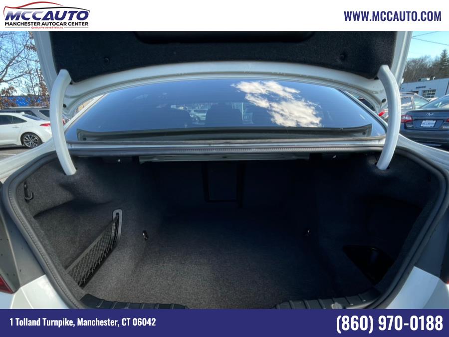2015 BMW 5 Series 4dr Sdn 535i xDrive AWD, available for sale in Manchester, Connecticut | Manchester Autocar Center. Manchester, Connecticut 2015 BMW 5 Series 4dr Sdn 535i xDrive AWD, available for sale in Manchester, Connecticut | Manchester Autocar Center. Manchester, Connecticut