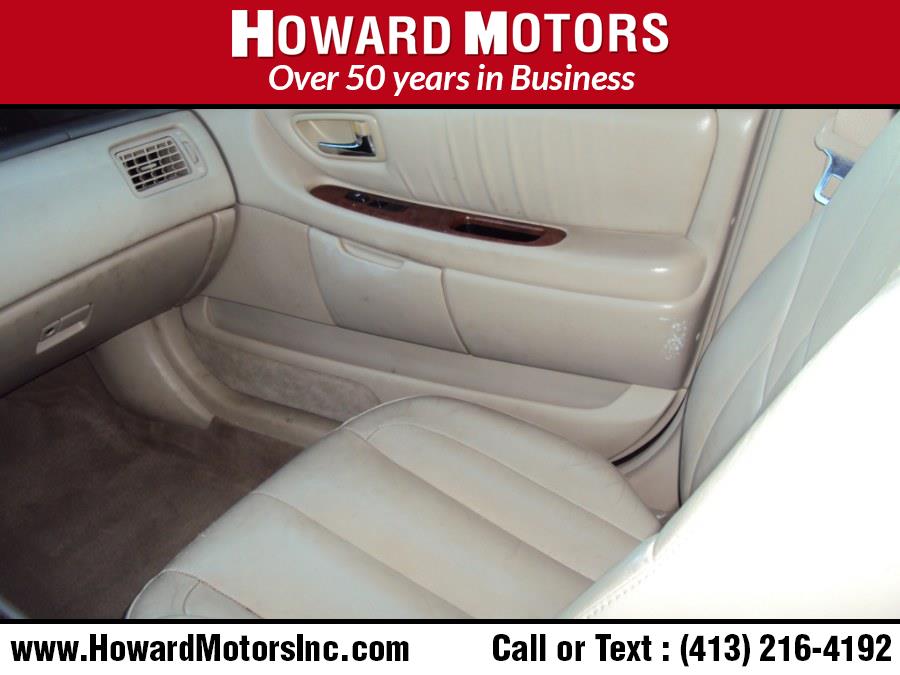 2003 Toyota Avalon 4dr Sdn XLS w/Bucket Seats, available for sale in Springfield, Massachusetts | Howard Motors. Springfield, Massachusetts 2003 Toyota Avalon 4dr Sdn XLS w/Bucket Seats, available for sale in Springfield, Massachusetts | Howard Motors. Springfield, Massachusetts