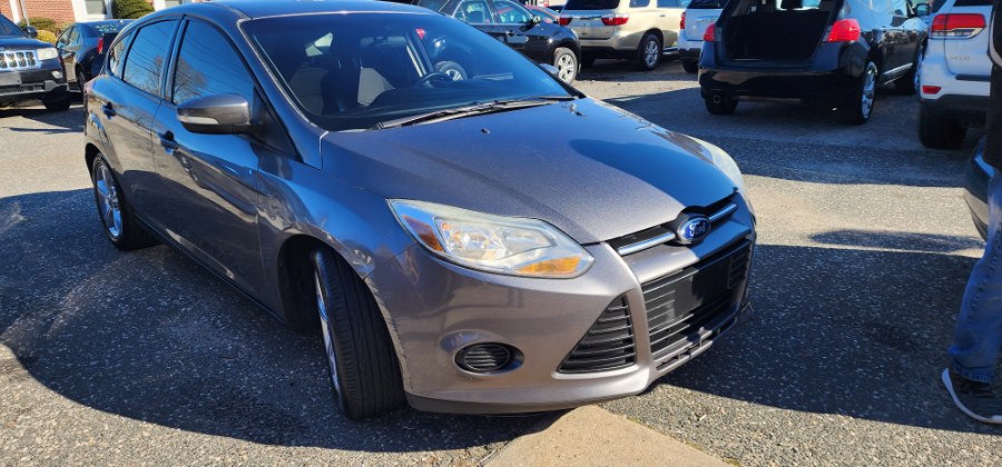 2014 Ford Focus 5dr HB SE, available for sale in Patchogue, New York | Romaxx Truxx. Patchogue, New York 2014 Ford Focus 5dr HB SE, available for sale in Patchogue, New York | Romaxx Truxx. Patchogue, New York