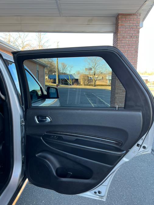 2011 Dodge Durango AWD 4dr Crew, available for sale in New Britain, Connecticut | Supreme Automotive. New Britain, Connecticut 2011 Dodge Durango AWD 4dr Crew, available for sale in New Britain, Connecticut | Supreme Automotive. New Britain, Connecticut