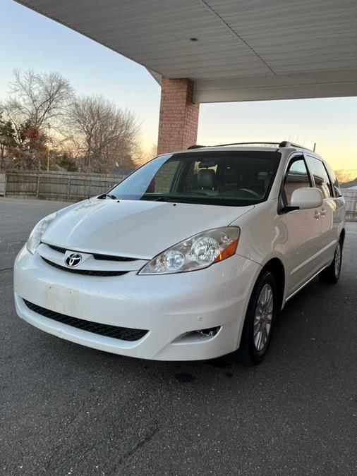 2009 Toyota Sienna 5dr 7-Pass Van XLE AWD, available for sale in New Britain, Connecticut | Supreme Automotive. New Britain, Connecticut 2009 Toyota Sienna 5dr 7-Pass Van XLE AWD, available for sale in New Britain, Connecticut | Supreme Automotive. New Britain, Connecticut