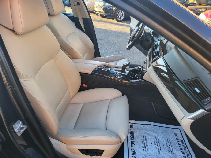 2011 BMW 5 Series 4dr Sdn 550i xDrive AWD, available for sale in Irvington, New Jersey | Elis Motors Corp. Irvington, New Jersey 2011 BMW 5 Series 4dr Sdn 550i xDrive AWD, available for sale in Irvington, New Jersey | Elis Motors Corp. Irvington, New Jersey