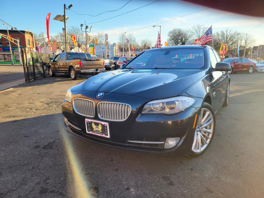 2011 BMW 5 Series 4dr Sdn 550i xDrive AWD, available for sale in Irvington, New Jersey | Elis Motors Corp. Irvington, New Jersey 2011 BMW 5 Series 4dr Sdn 550i xDrive AWD, available for sale in Irvington, New Jersey | Elis Motors Corp. Irvington, New Jersey