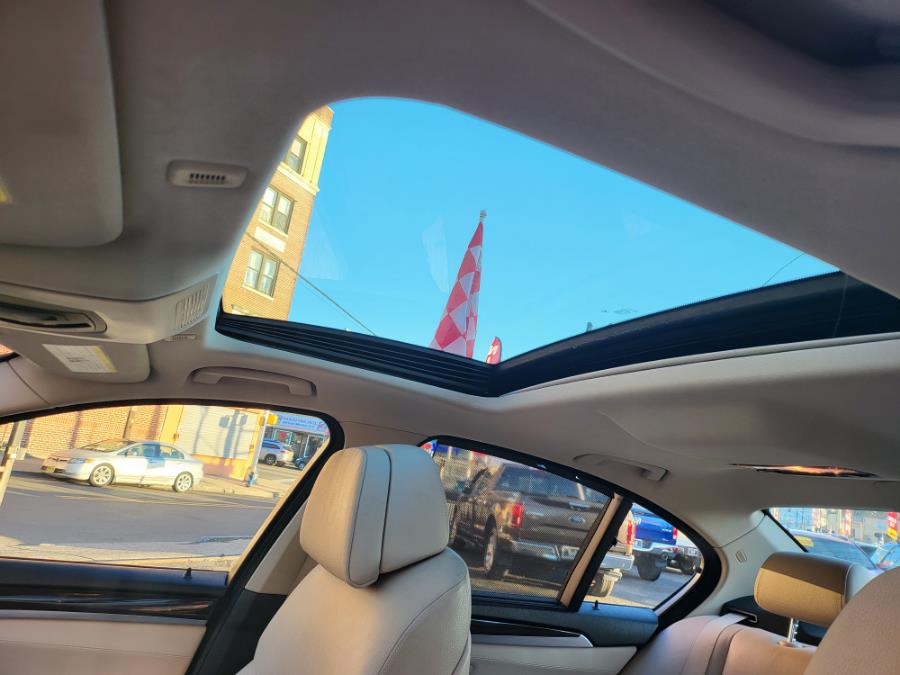2011 BMW 5 Series 4dr Sdn 550i xDrive AWD, available for sale in Irvington, New Jersey | Elis Motors Corp. Irvington, New Jersey 2011 BMW 5 Series 4dr Sdn 550i xDrive AWD, available for sale in Irvington, New Jersey | Elis Motors Corp. Irvington, New Jersey