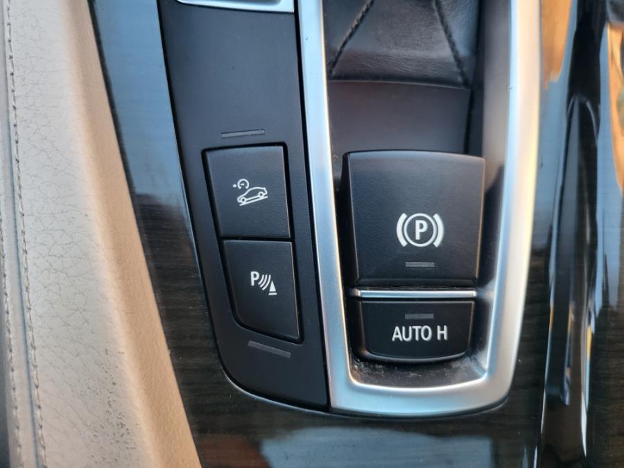 2011 BMW 5 Series 4dr Sdn 550i xDrive AWD, available for sale in Irvington, New Jersey | Elis Motors Corp. Irvington, New Jersey 2011 BMW 5 Series 4dr Sdn 550i xDrive AWD, available for sale in Irvington, New Jersey | Elis Motors Corp. Irvington, New Jersey
