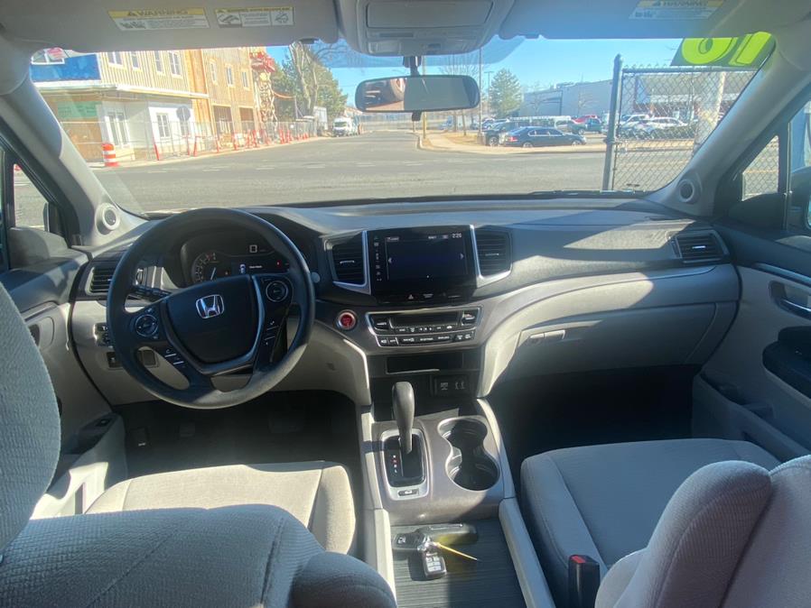 2016 Honda Pilot AWD 4dr EX, available for sale in Hartford, Connecticut | VEB Auto Sales. Hartford, Connecticut 2016 Honda Pilot AWD 4dr EX, available for sale in Hartford, Connecticut | VEB Auto Sales. Hartford, Connecticut