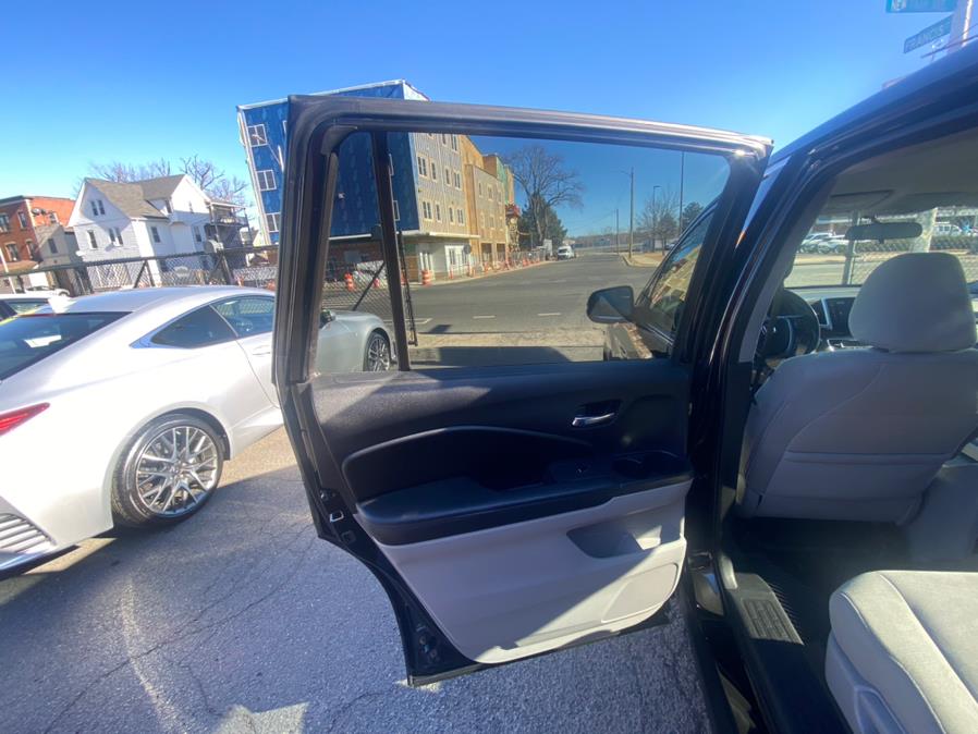 2016 Honda Pilot AWD 4dr EX, available for sale in Hartford, Connecticut | VEB Auto Sales. Hartford, Connecticut 2016 Honda Pilot AWD 4dr EX, available for sale in Hartford, Connecticut | VEB Auto Sales. Hartford, Connecticut