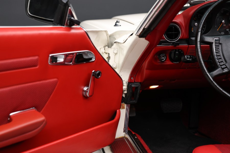 1972 Mercedes-Benz 350SL 4.5, available for sale in North Salem, New York | Meccanic Shop North Inc. North Salem, New York 1972 Mercedes-Benz 350SL 4.5, available for sale in North Salem, New York | Meccanic Shop North Inc. North Salem, New York