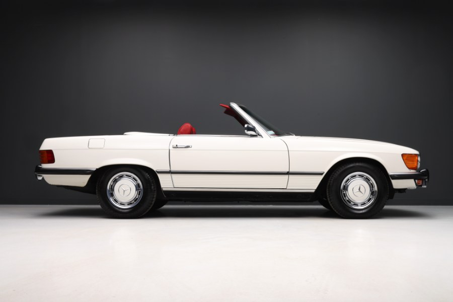 1972 Mercedes-Benz 350SL 4.5, available for sale in North Salem, New York | Meccanic Shop North Inc. North Salem, New York 1972 Mercedes-Benz 350SL 4.5, available for sale in North Salem, New York | Meccanic Shop North Inc. North Salem, New York