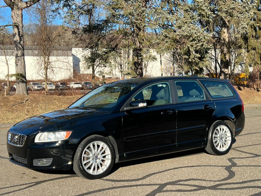 2009 Volvo V50 4dr Wgn 2.4L FWD w/Sunroof, available for sale in Waterbury, Connecticut | Platinum Auto Care. Waterbury, Connecticut 2009 Volvo V50 4dr Wgn 2.4L FWD w/Sunroof, available for sale in Waterbury, Connecticut | Platinum Auto Care. Waterbury, Connecticut
