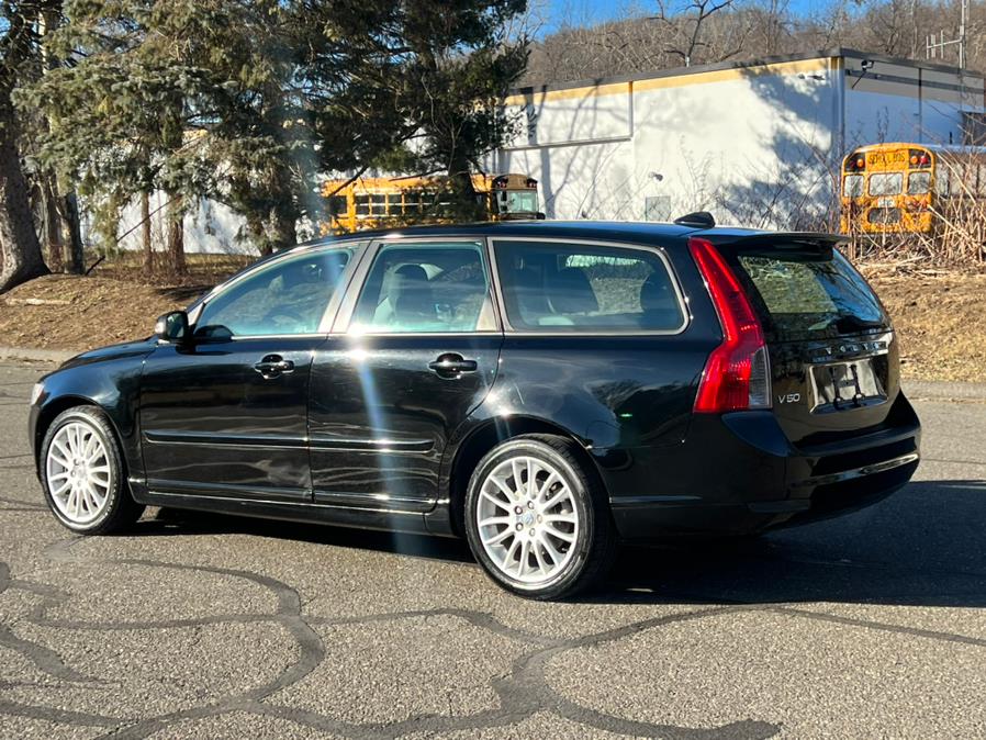 2009 Volvo V50 4dr Wgn 2.4L FWD w/Sunroof, available for sale in Waterbury, Connecticut | Platinum Auto Care. Waterbury, Connecticut 2009 Volvo V50 4dr Wgn 2.4L FWD w/Sunroof, available for sale in Waterbury, Connecticut | Platinum Auto Care. Waterbury, Connecticut