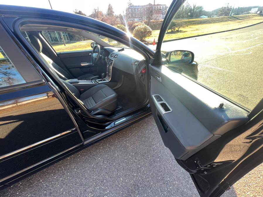 2009 Volvo V50 4dr Wgn 2.4L FWD w/Sunroof, available for sale in Waterbury, Connecticut | Platinum Auto Care. Waterbury, Connecticut 2009 Volvo V50 4dr Wgn 2.4L FWD w/Sunroof, available for sale in Waterbury, Connecticut | Platinum Auto Care. Waterbury, Connecticut