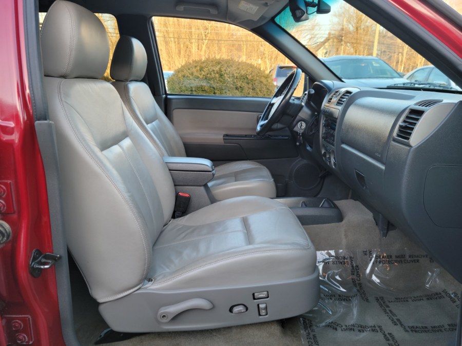 2005 Chevrolet Colorado Crew Cab 126.0" WB 4WD 1SE LS Z71, available for sale in East Windsor, Connecticut | Toro Auto. East Windsor, Connecticut 2005 Chevrolet Colorado Crew Cab 126.0" WB 4WD 1SE LS Z71, available for sale in East Windsor, Connecticut | Toro Auto. East Windsor, Connecticut