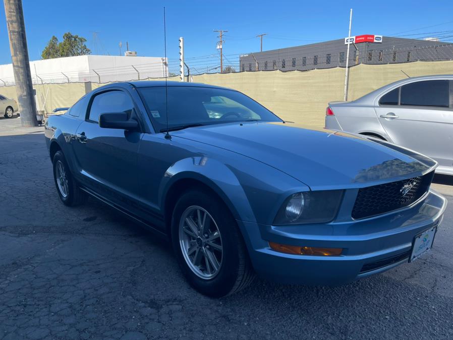 2005 Ford Mustang 2dr Cpe Deluxe, available for sale in Garden Grove, California | U Save Auto Auction. Garden Grove, California 2005 Ford Mustang 2dr Cpe Deluxe, available for sale in Garden Grove, California | U Save Auto Auction. Garden Grove, California