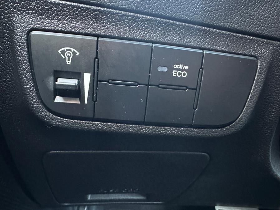 2014 Hyundai Veloster 3dr Cpe Auto Turbo w/Black Int, available for sale in Manchester, Connecticut | Carsonmain LLC. Manchester, Connecticut 2014 Hyundai Veloster 3dr Cpe Auto Turbo w/Black Int, available for sale in Manchester, Connecticut | Carsonmain LLC. Manchester, Connecticut