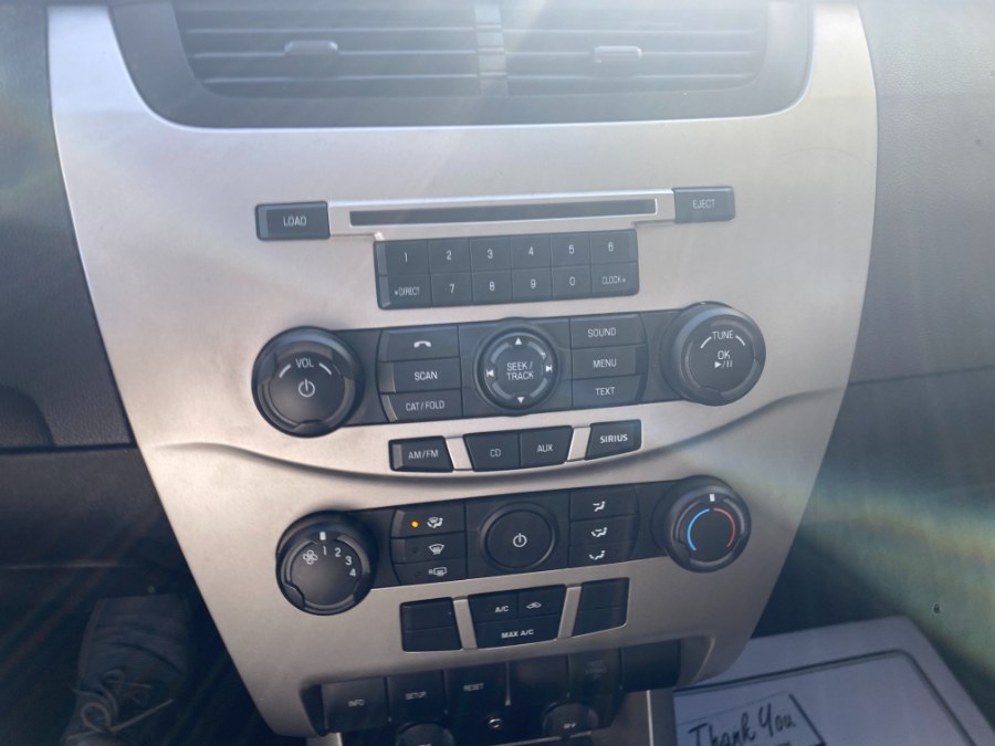2009 Ford Focus 4dr Sdn SE, available for sale in Middle Village, New York | Middle Village Motors . Middle Village, New York 2009 Ford Focus 4dr Sdn SE, available for sale in Middle Village, New York | Middle Village Motors . Middle Village, New York