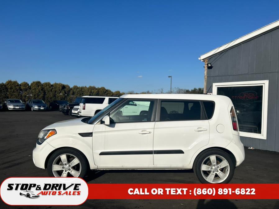 2011 Kia Soul 5dr Wgn Auto +, available for sale in East Windsor, Connecticut | Stop & Drive Auto Sales. East Windsor, Connecticut 2011 Kia Soul 5dr Wgn Auto +, available for sale in East Windsor, Connecticut | Stop & Drive Auto Sales. East Windsor, Connecticut
