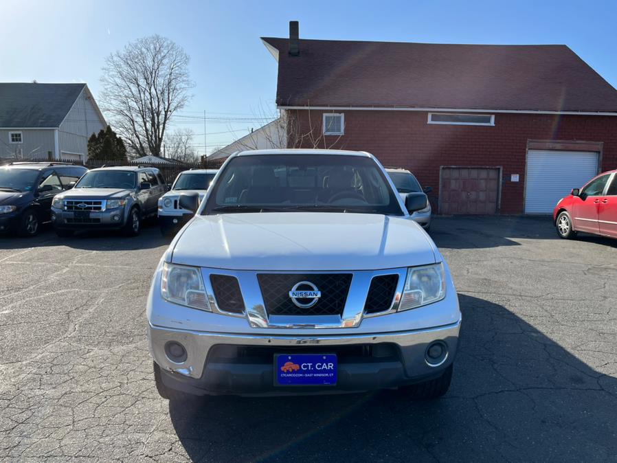 2009 Nissan Frontier 4WD King Cab Auto SE, available for sale in East Windsor, Connecticut | CT Car Co LLC. East Windsor, Connecticut