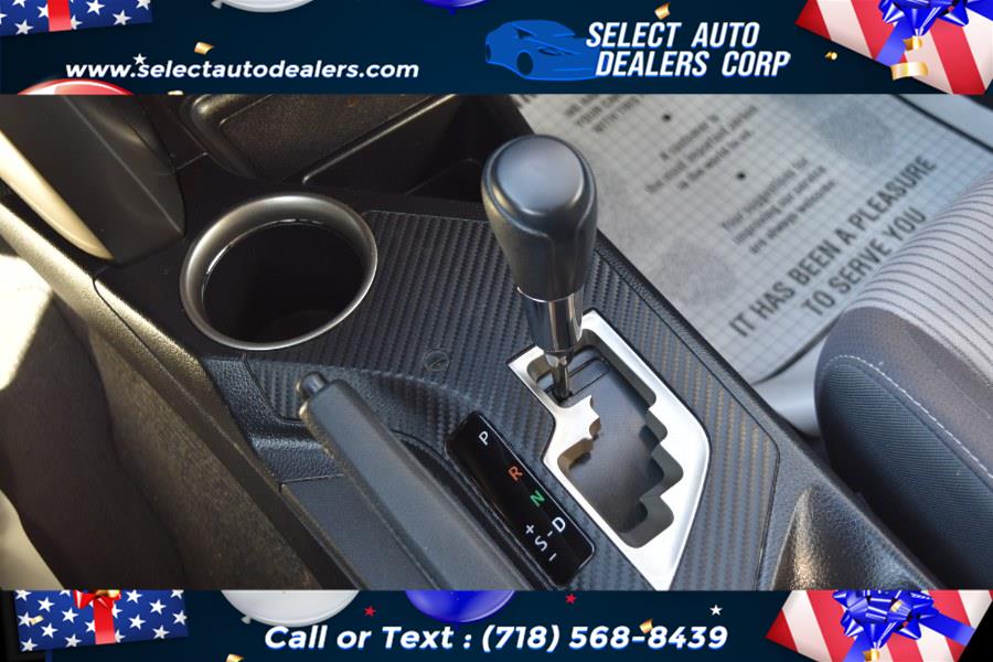 2015 Toyota RAV4 AWD 4dr XLE (Natl), available for sale in Brooklyn, New York | Select Auto Dealers Corp. Brooklyn, New York 2015 Toyota RAV4 AWD 4dr XLE (Natl), available for sale in Brooklyn, New York | Select Auto Dealers Corp. Brooklyn, New York