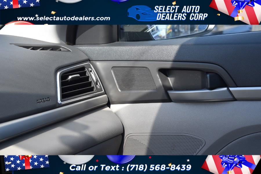 2017 Hyundai Elantra SE 2.0L Auto (Alabama), available for sale in Brooklyn, New York | Select Auto Dealers Corp. Brooklyn, New York 2017 Hyundai Elantra SE 2.0L Auto (Alabama), available for sale in Brooklyn, New York | Select Auto Dealers Corp. Brooklyn, New York