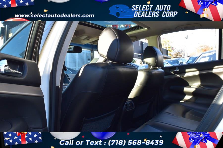 2015 INFINITI Q40 4dr Sdn AWD, available for sale in Brooklyn, New York | Select Auto Dealers Corp. Brooklyn, New York 2015 INFINITI Q40 4dr Sdn AWD, available for sale in Brooklyn, New York | Select Auto Dealers Corp. Brooklyn, New York