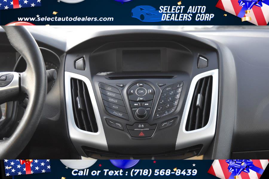 2013 Ford Focus 4dr Sdn SE, available for sale in Brooklyn, New York | Select Auto Dealers Corp. Brooklyn, New York 2013 Ford Focus 4dr Sdn SE, available for sale in Brooklyn, New York | Select Auto Dealers Corp. Brooklyn, New York