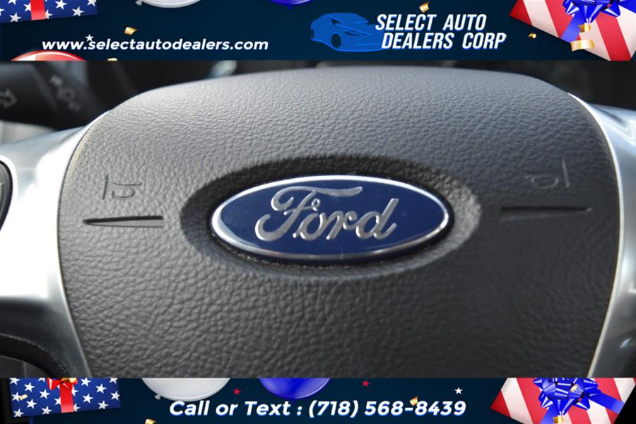 2013 Ford Focus 4dr Sdn SE, available for sale in Brooklyn, New York | Select Auto Dealers Corp. Brooklyn, New York 2013 Ford Focus 4dr Sdn SE, available for sale in Brooklyn, New York | Select Auto Dealers Corp. Brooklyn, New York