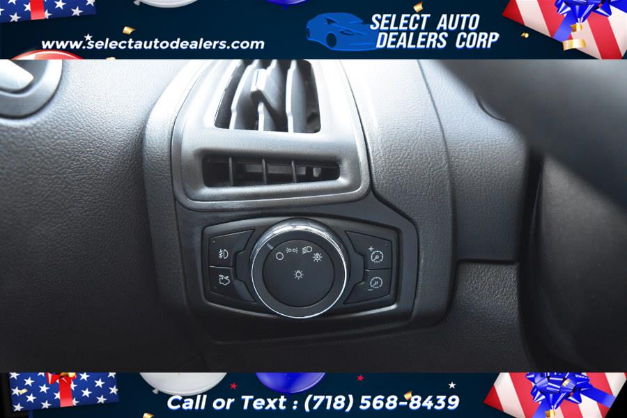 2013 Ford Focus 4dr Sdn SE, available for sale in Brooklyn, New York | Select Auto Dealers Corp. Brooklyn, New York 2013 Ford Focus 4dr Sdn SE, available for sale in Brooklyn, New York | Select Auto Dealers Corp. Brooklyn, New York
