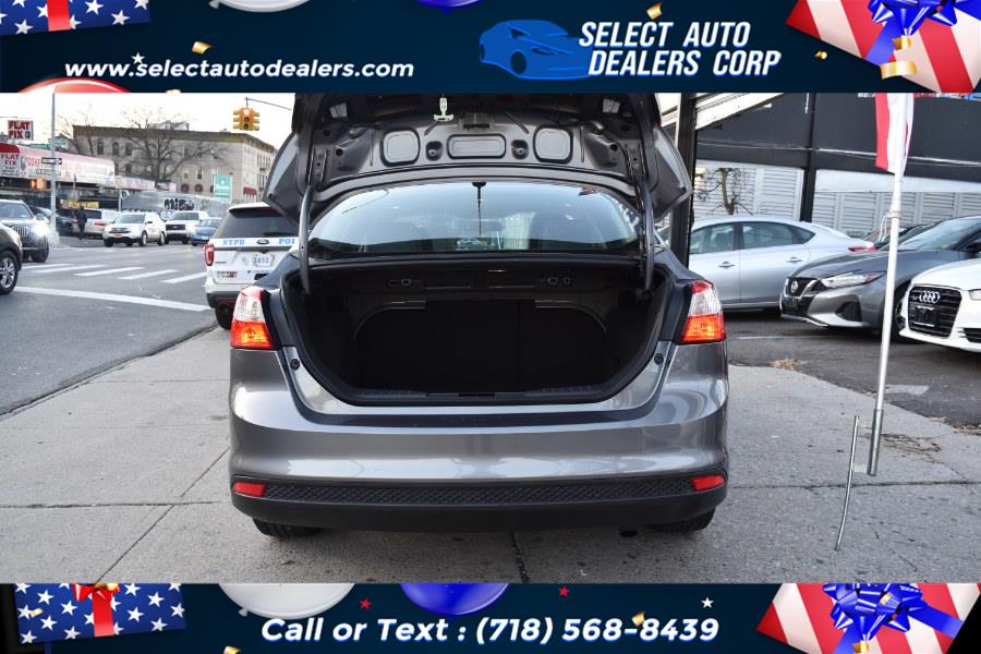 2013 Ford Focus 4dr Sdn SE, available for sale in Brooklyn, New York | Select Auto Dealers Corp. Brooklyn, New York 2013 Ford Focus 4dr Sdn SE, available for sale in Brooklyn, New York | Select Auto Dealers Corp. Brooklyn, New York