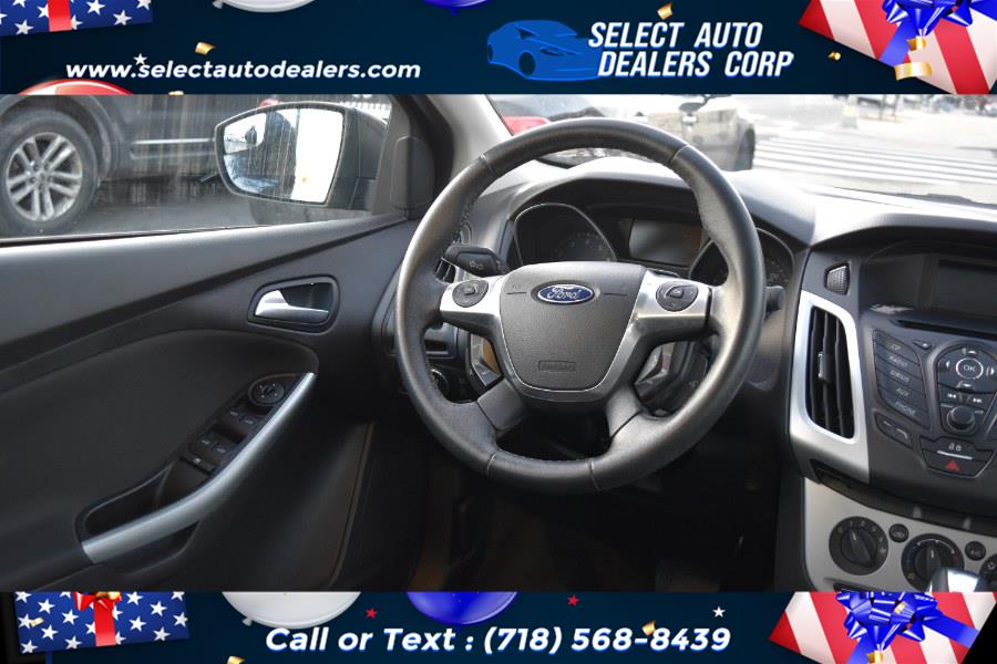 2013 Ford Focus 4dr Sdn SE, available for sale in Brooklyn, New York | Select Auto Dealers Corp. Brooklyn, New York 2013 Ford Focus 4dr Sdn SE, available for sale in Brooklyn, New York | Select Auto Dealers Corp. Brooklyn, New York