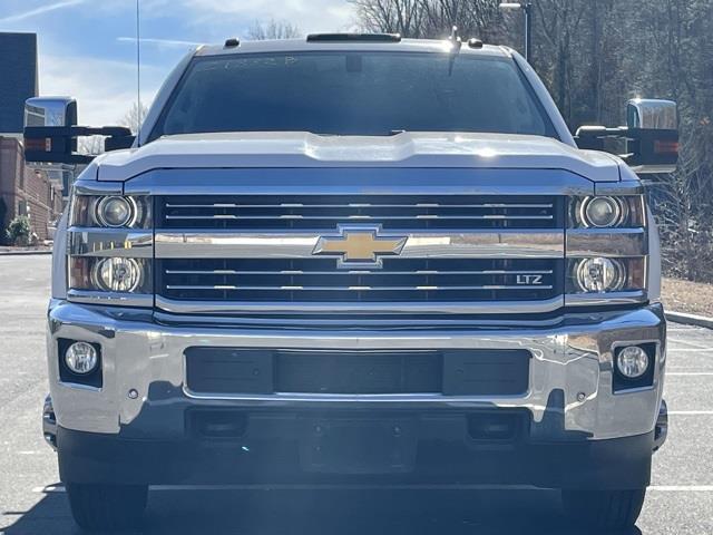 2015 Chevrolet Silverado 3500hd LTZ, available for sale in Brookfield, Connecticut | Blasius Federal Road. Brookfield, Connecticut 2015 Chevrolet Silverado 3500hd LTZ, available for sale in Brookfield, Connecticut | Blasius Federal Road. Brookfield, Connecticut