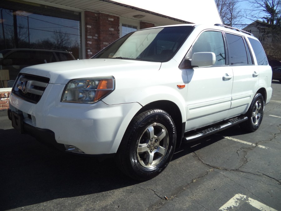 2007 Honda Pilot 4WD 4dr EX, available for sale in Naugatuck, Connecticut | Riverside Motorcars, LLC. Naugatuck, Connecticut 2007 Honda Pilot 4WD 4dr EX, available for sale in Naugatuck, Connecticut | Riverside Motorcars, LLC. Naugatuck, Connecticut