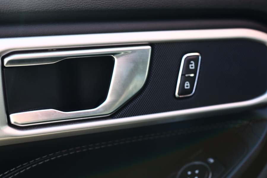 2020 Ford Explorer XLT 4WD, available for sale in Jamaica, New York | Hillside Auto Mall Inc.. Jamaica, New York 2020 Ford Explorer XLT 4WD, available for sale in Jamaica, New York | Hillside Auto Mall Inc.. Jamaica, New York