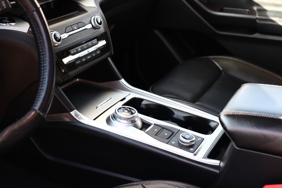 2020 Ford Explorer XLT 4WD, available for sale in Jamaica, New York | Hillside Auto Mall Inc.. Jamaica, New York 2020 Ford Explorer XLT 4WD, available for sale in Jamaica, New York | Hillside Auto Mall Inc.. Jamaica, New York