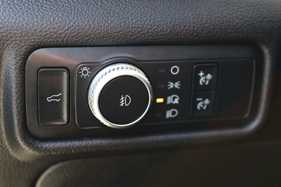 2020 Ford Explorer XLT 4WD, available for sale in Jamaica, New York | Hillside Auto Mall Inc.. Jamaica, New York 2020 Ford Explorer XLT 4WD, available for sale in Jamaica, New York | Hillside Auto Mall Inc.. Jamaica, New York