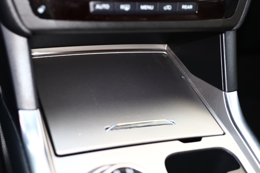 2020 Ford Explorer XLT 4WD, available for sale in Jamaica, New York | Hillside Auto Mall Inc.. Jamaica, New York 2020 Ford Explorer XLT 4WD, available for sale in Jamaica, New York | Hillside Auto Mall Inc.. Jamaica, New York