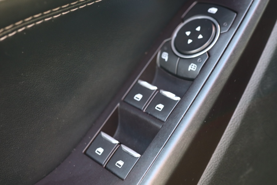 2020 Ford Explorer XLT 4WD, available for sale in Jamaica, New York | Hillside Auto Mall Inc.. Jamaica, New York 2020 Ford Explorer XLT 4WD, available for sale in Jamaica, New York | Hillside Auto Mall Inc.. Jamaica, New York