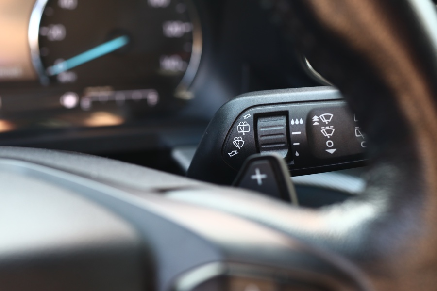 2020 Ford Explorer XLT 4WD, available for sale in Jamaica, New York | Hillside Auto Mall Inc.. Jamaica, New York 2020 Ford Explorer XLT 4WD, available for sale in Jamaica, New York | Hillside Auto Mall Inc.. Jamaica, New York