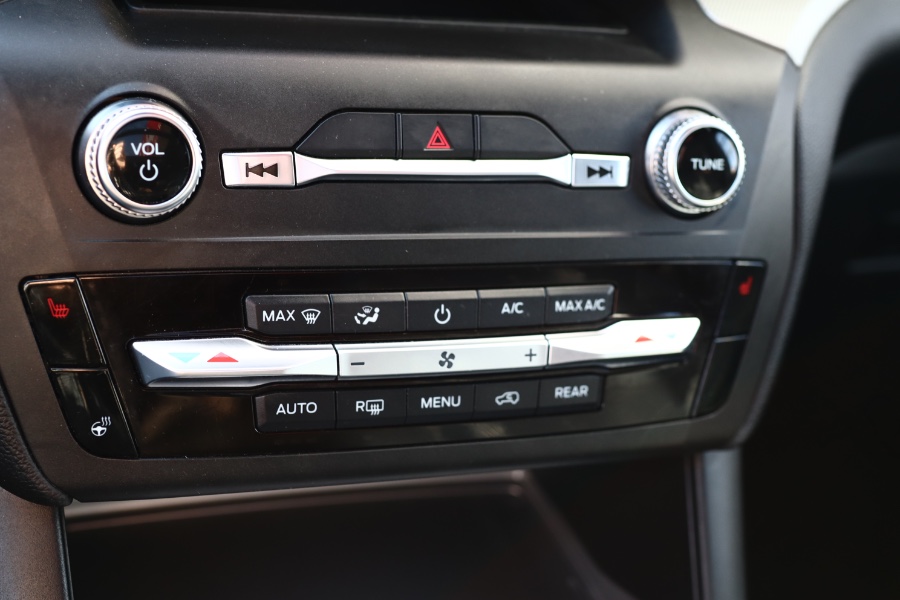 2020 Ford Explorer XLT 4WD, available for sale in Jamaica, New York | Hillside Auto Mall Inc.. Jamaica, New York 2020 Ford Explorer XLT 4WD, available for sale in Jamaica, New York | Hillside Auto Mall Inc.. Jamaica, New York